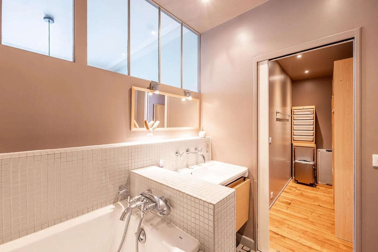 Bastille Trousseau Apartment Paris